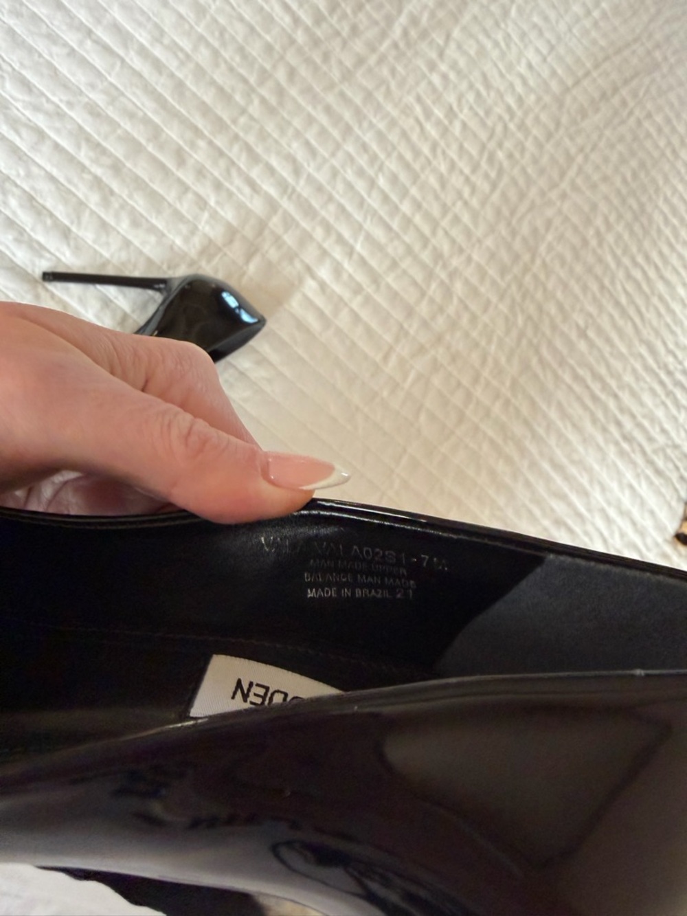 Steve Madden Women's Black Patent Pointed-Toe Pumps 7 - Picture 6 of 6